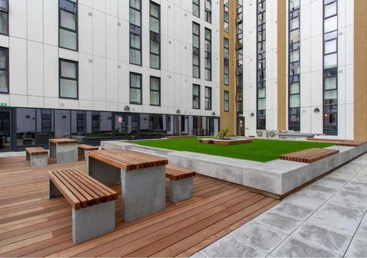 Vibrant Ensuite Rooms, Bournemouth - Sk Guest house