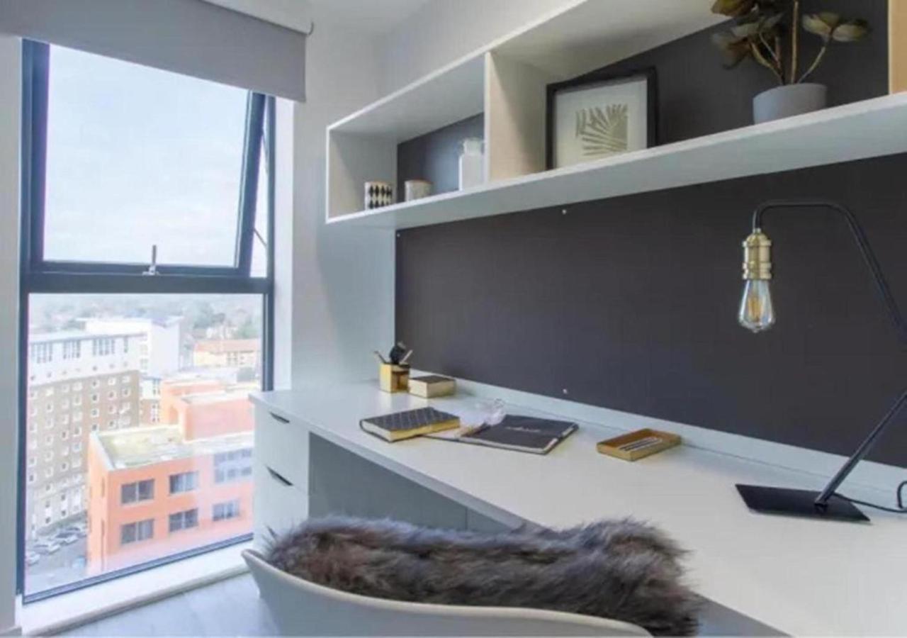 Vibrant Ensuite Rooms, Bournemouth - Sk * Bournemouth