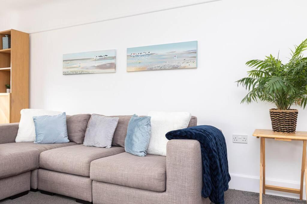 Elmsway - Southbourne Holiday home