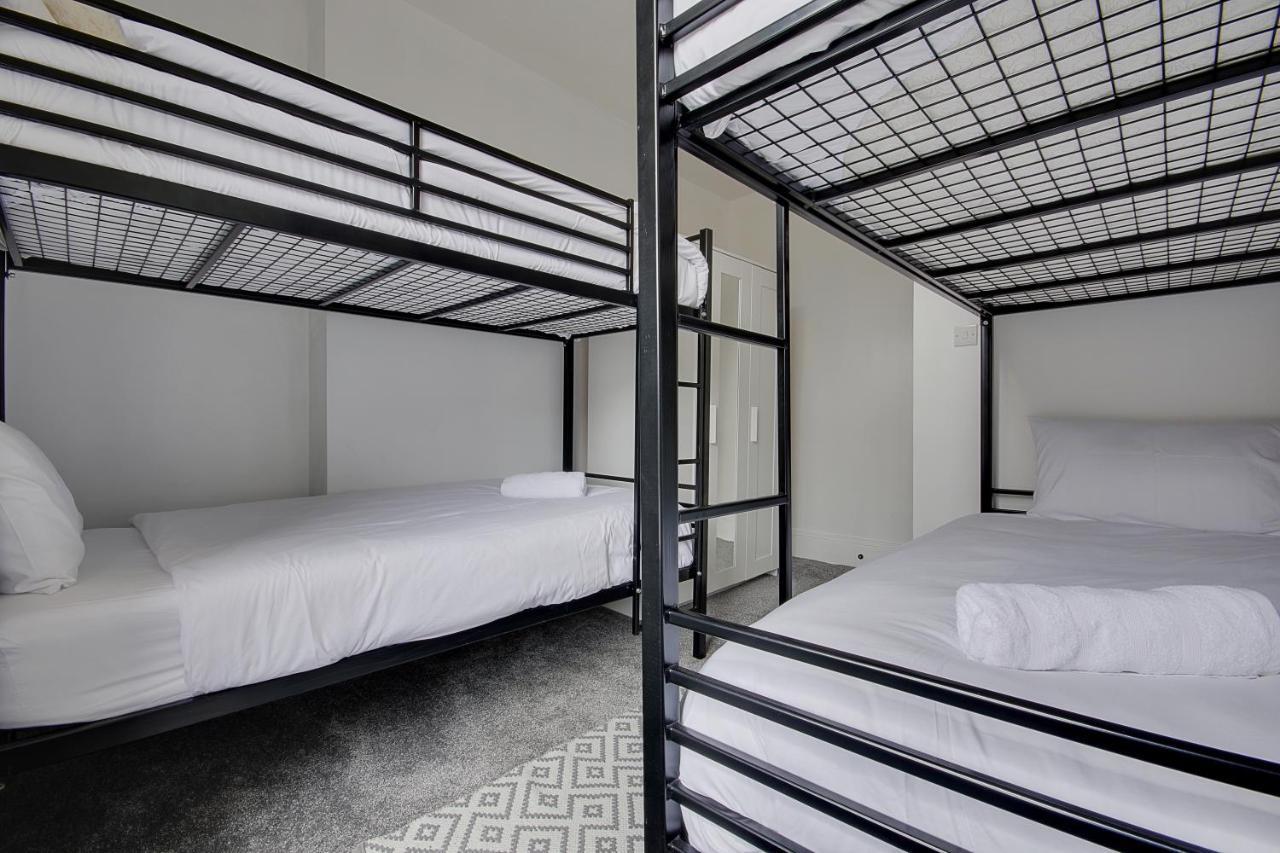 Sea La Vie Apartment