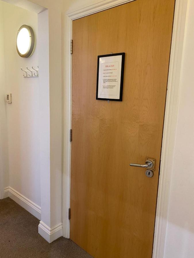 Beachside Retreat 3 Bedroom 3 Bathroom Seaside With Parking Bournemouth