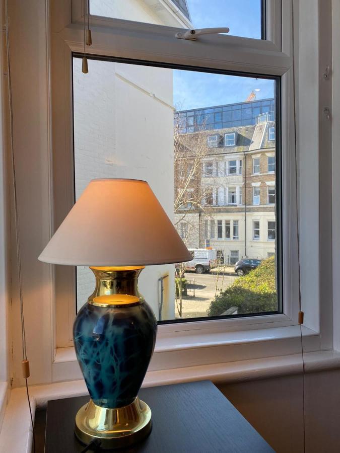 Beachside Retreat 3 Bedroom 3 Bathroom Seaside With Parking Apartment Bournemouth