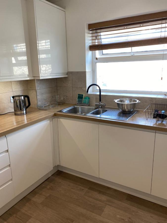 Apartment Beachside Retreat 3 Bedroom 3 Bathroom Seaside With Parking *
