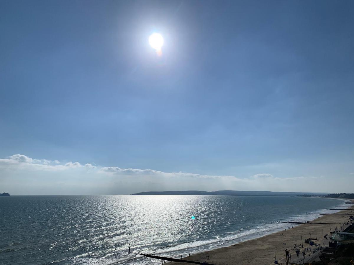 Beachside Retreat 3 Bedroom 3 Bathroom Seaside With Parking * Bournemouth