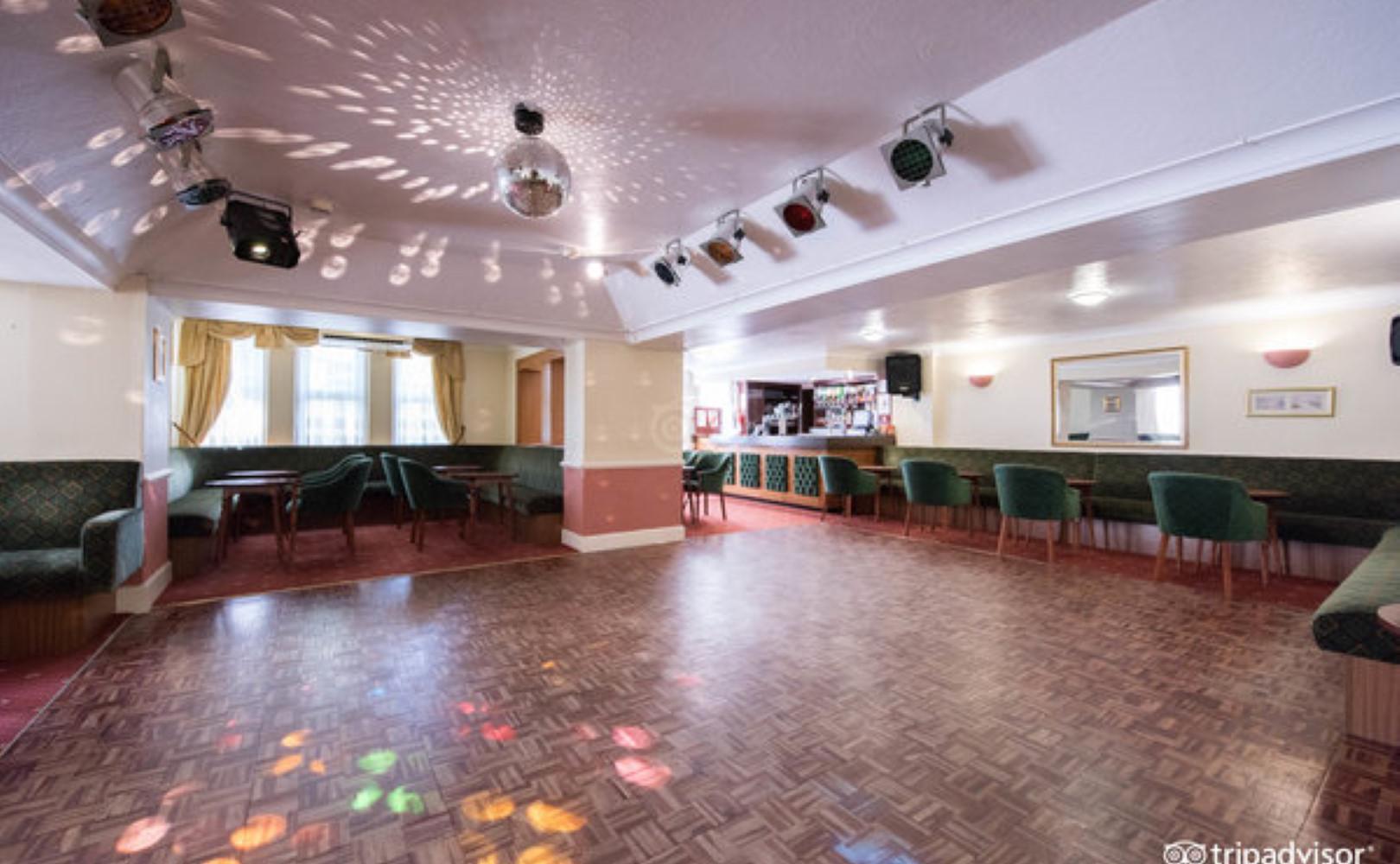 New Westcliff Hotel 3*