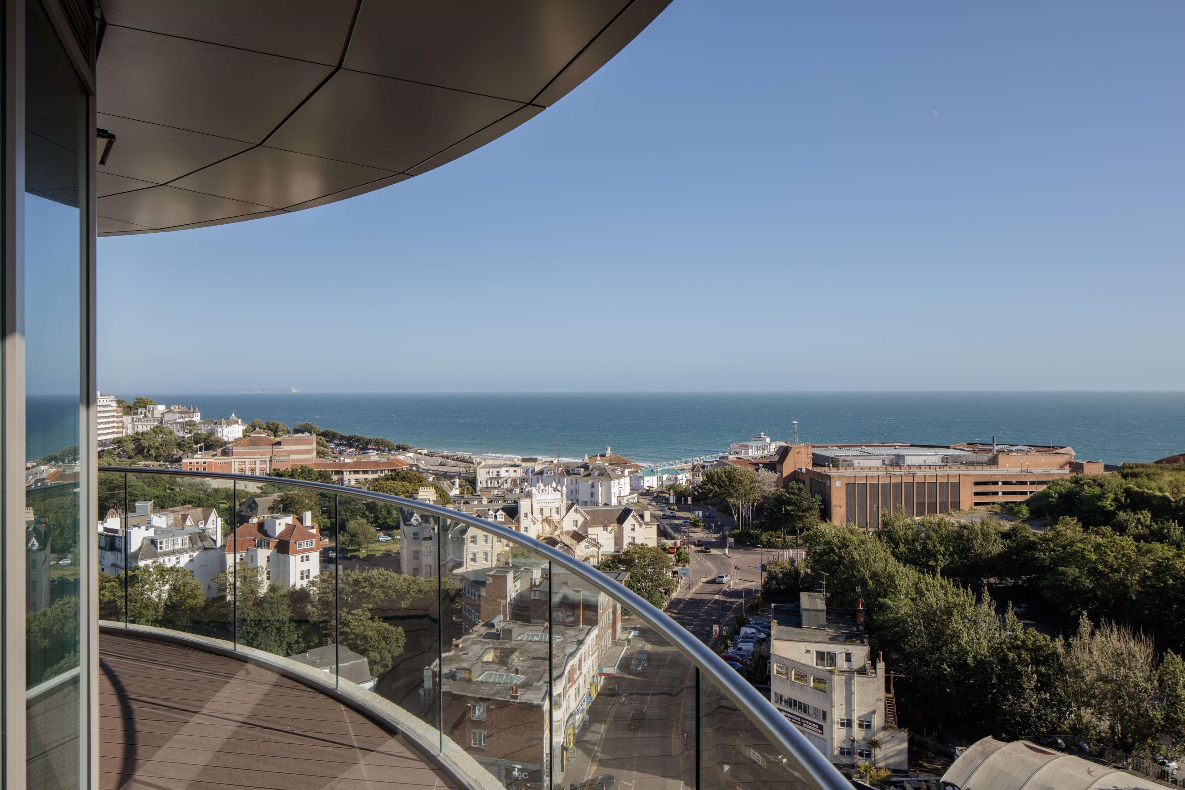 Hilton 4* Bournemouth