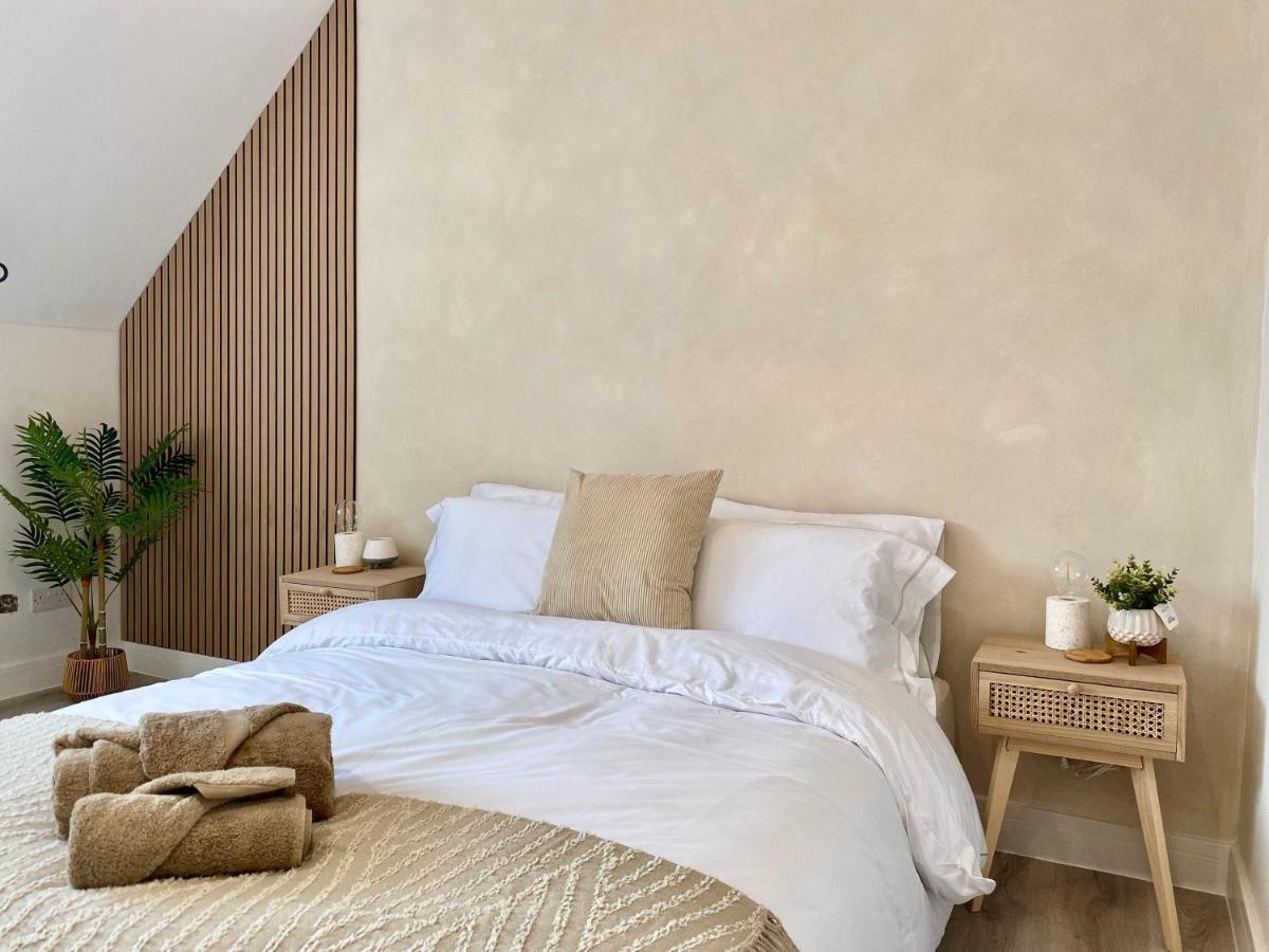 Apartment Luxury Scandi Inspired 1 Bed Town Centre *