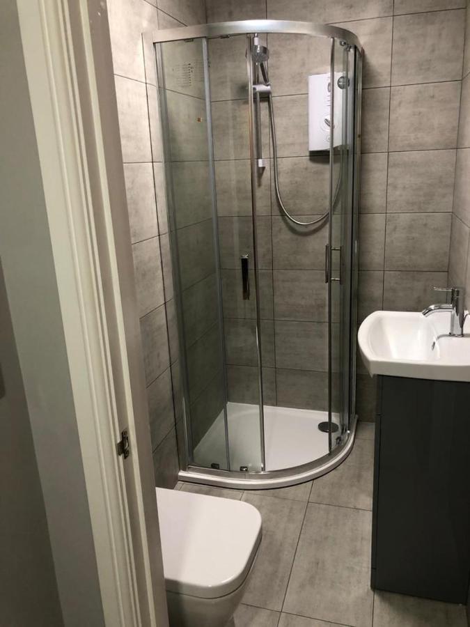 New Ground Floor 2 Bed Flat Close To The *