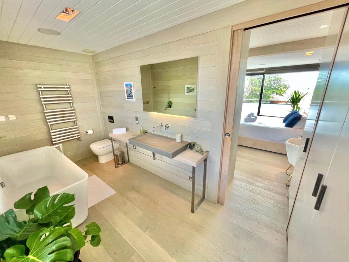 The - Stunning Sea View Penthouse * Bournemouth