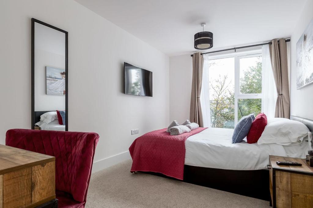 Apartment Stylish Town Centre Apartment, W Parking, Nr Bournemouth