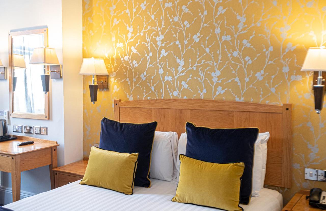 Durley Dean 4*