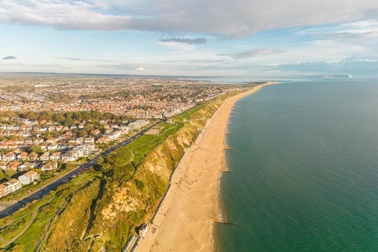 Apartment Immaculate Penthouse-sea & Cityscape Views+balcony Bournemouth