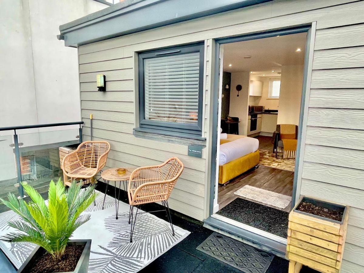 A Cozy Hideaway With Balcony - Close To *
