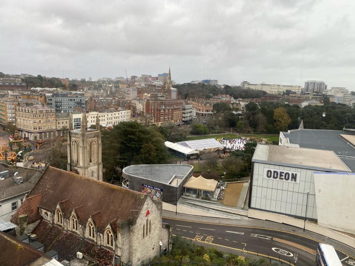 Apartment Beachside Retreat 3 Bedroom 3 Bathroom Seaside With Parking Bournemouth