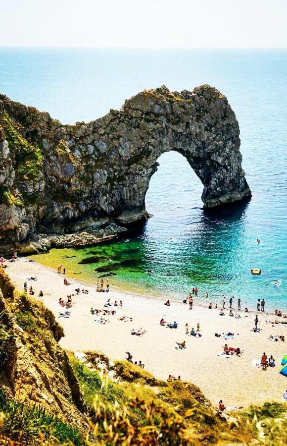 Sweet Dreams Of Bournemouth
