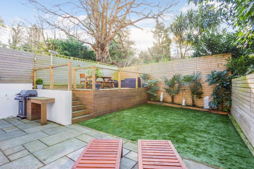 Family Close To Town Centre Holiday home *
