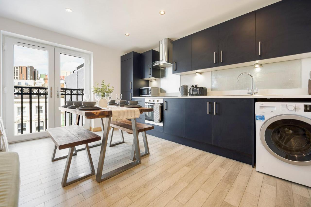 Coastal Charm Townhouse: Renovated 3-bedroom With Parking
