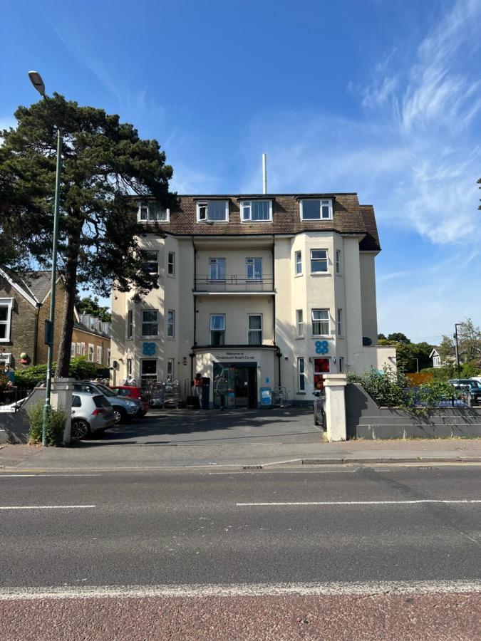 Flat 12 Palm Court Apartment Bournemouth