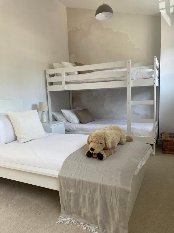 Family Close To Town Centre Holiday home *