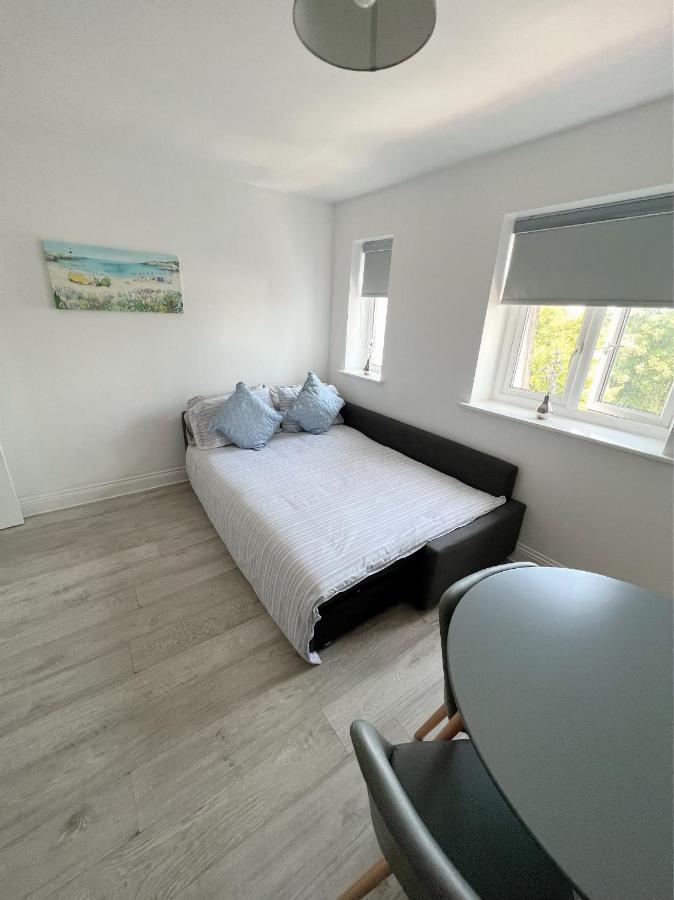Flat 12 Palm Court Apartment