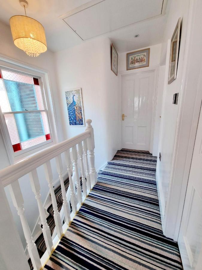 Holiday home Cosy Family Haven: Spacious 3-bedroom Retreat In Christchurch Bournemouth