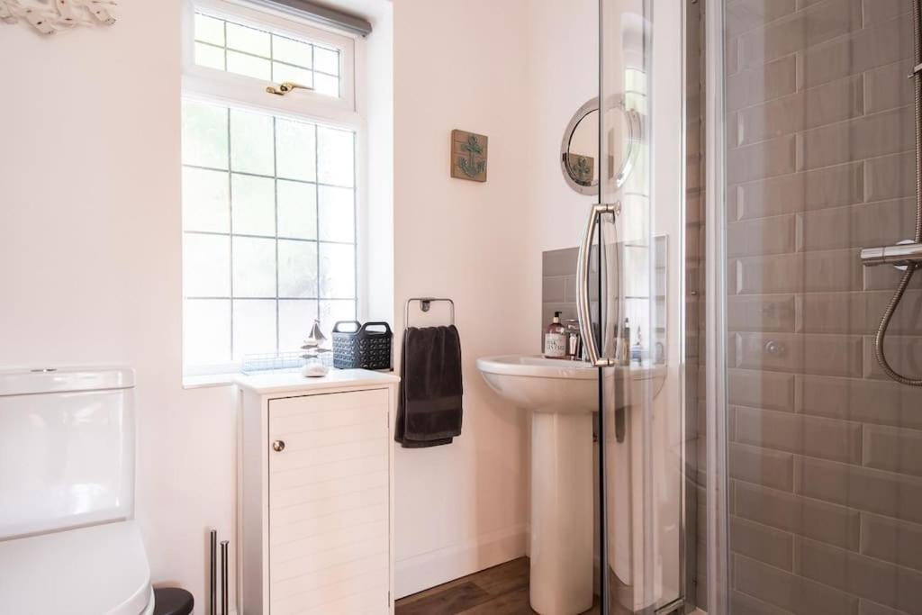 Luxury Bmth House With Hot Tub. Stunning! Holiday home