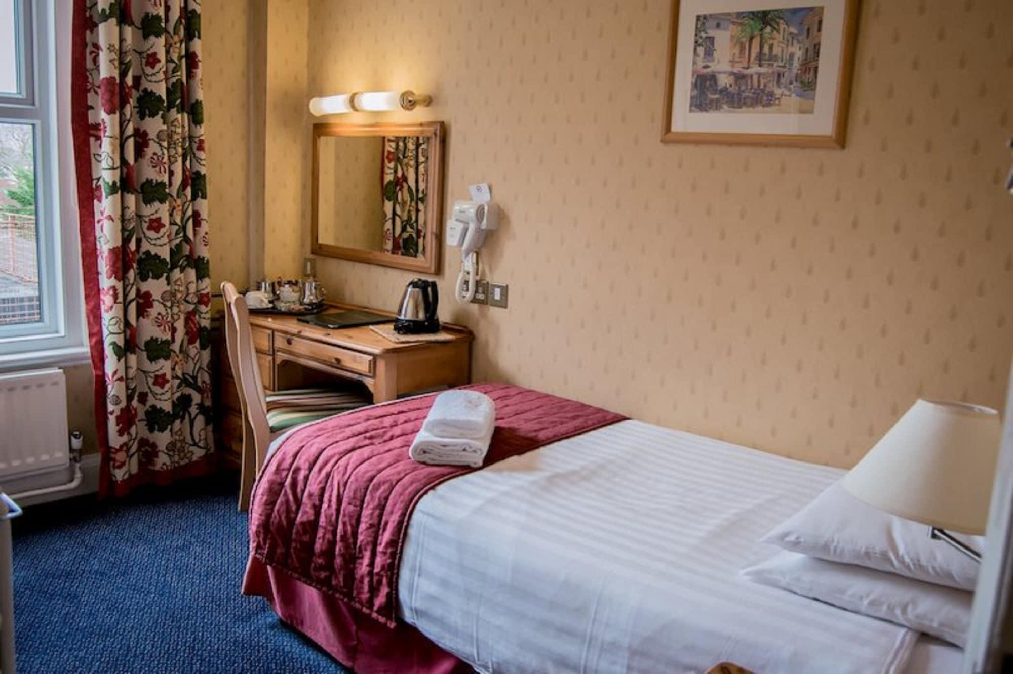 Hotel Elstead 3*