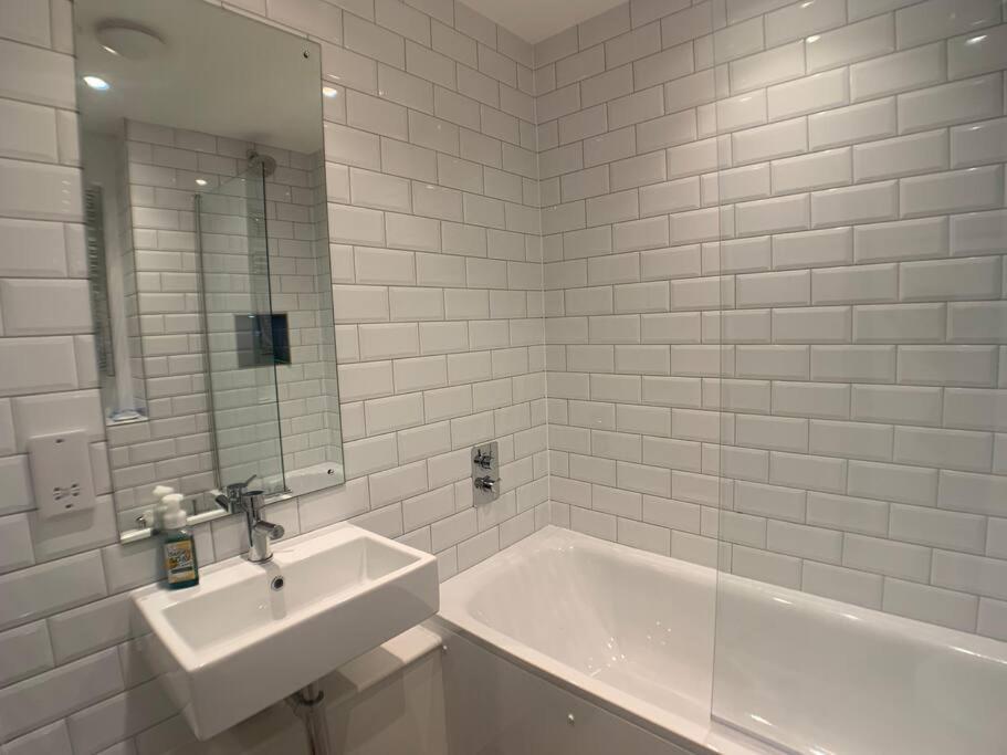 Lovely Central Flat 10 Minute To Beach * Bournemouth