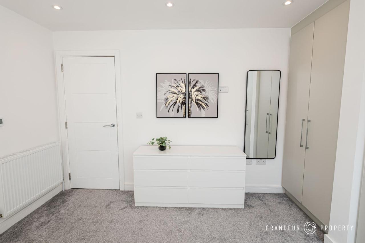 Carbery Ridge By Grandeur Apartment *