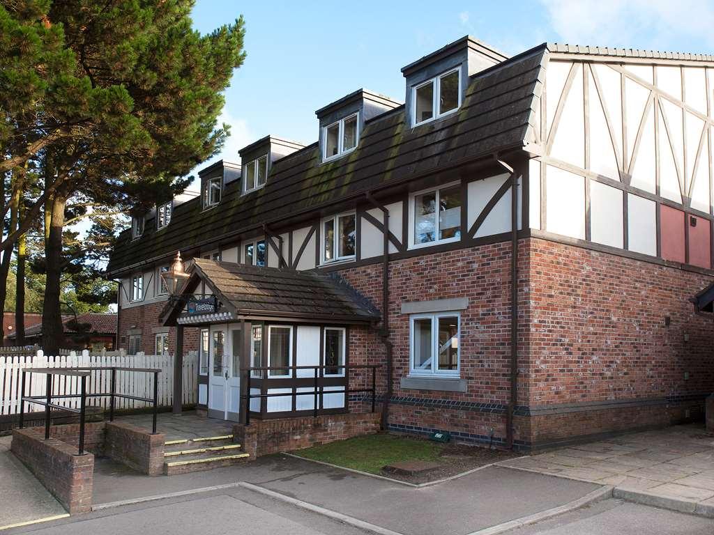 Travelodge Cooper Dean Hotel *