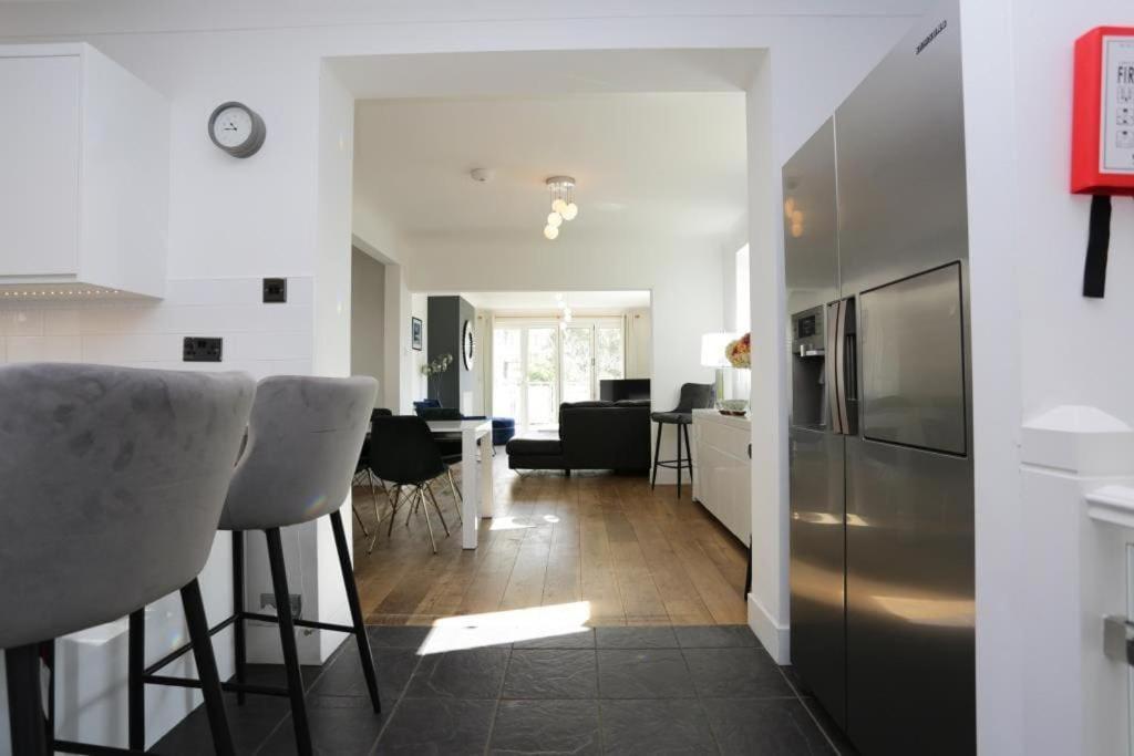 Holiday home Bournecoast: With Snug-games Room-garden-3114 *