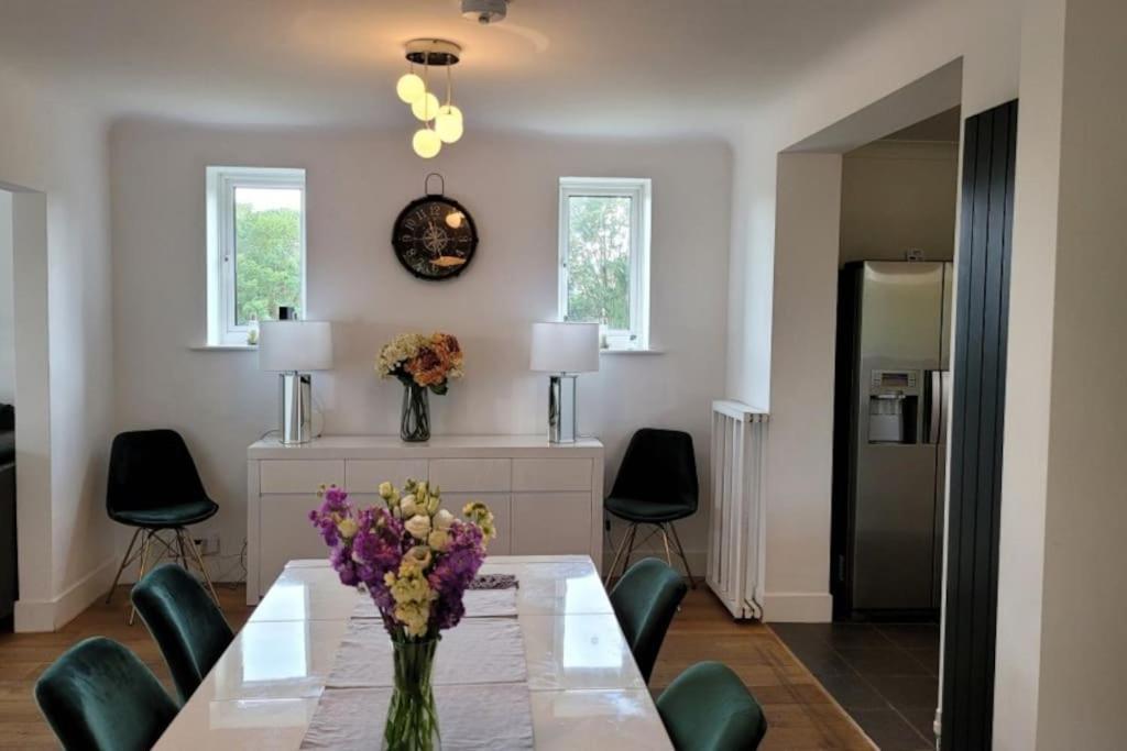 Bournecoast: With Snug-games Room-garden-3114 Bournemouth