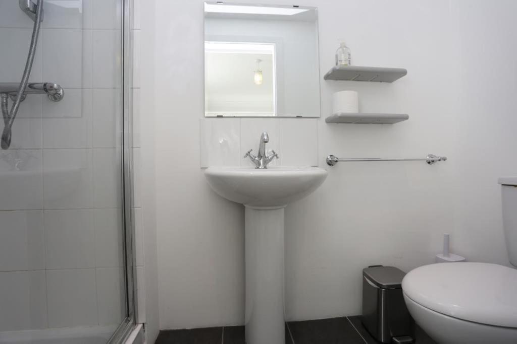 Bournecoast: With Snug-games Room-garden-3114 Holiday home *