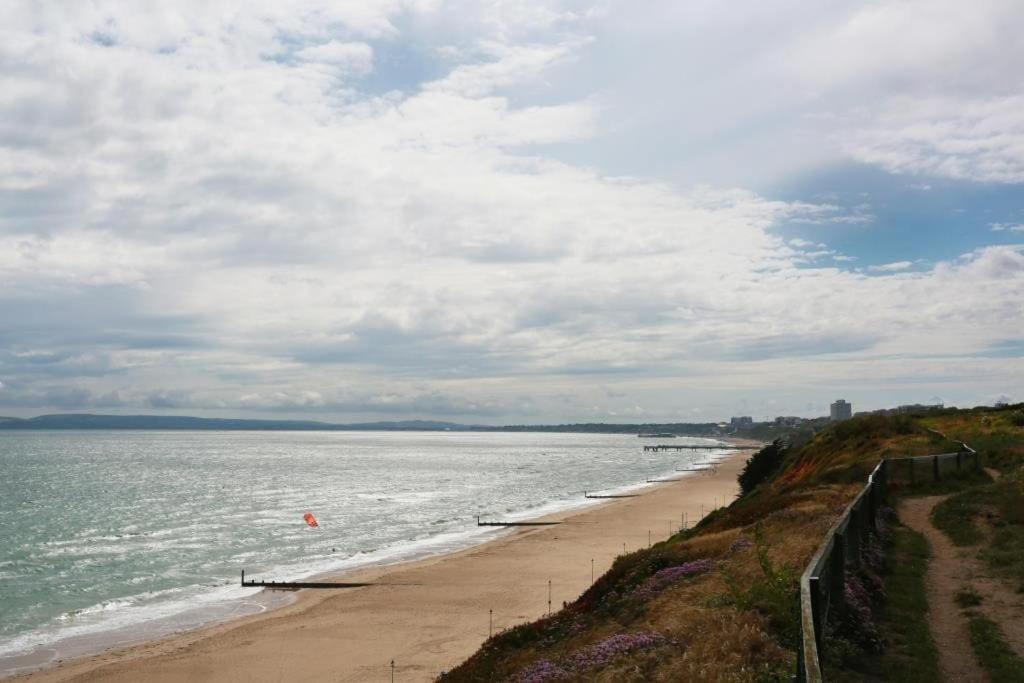 Bournecoast:large Minutes From Beach- Hb6228