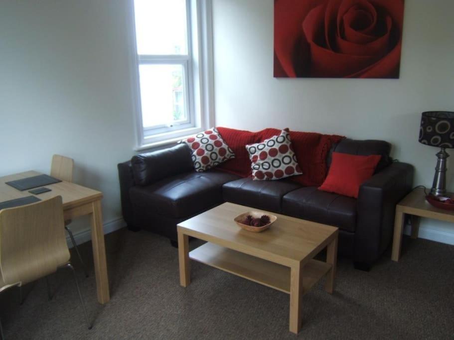 Bournecoast: Walk To Town Centre & Beaches -fm1703