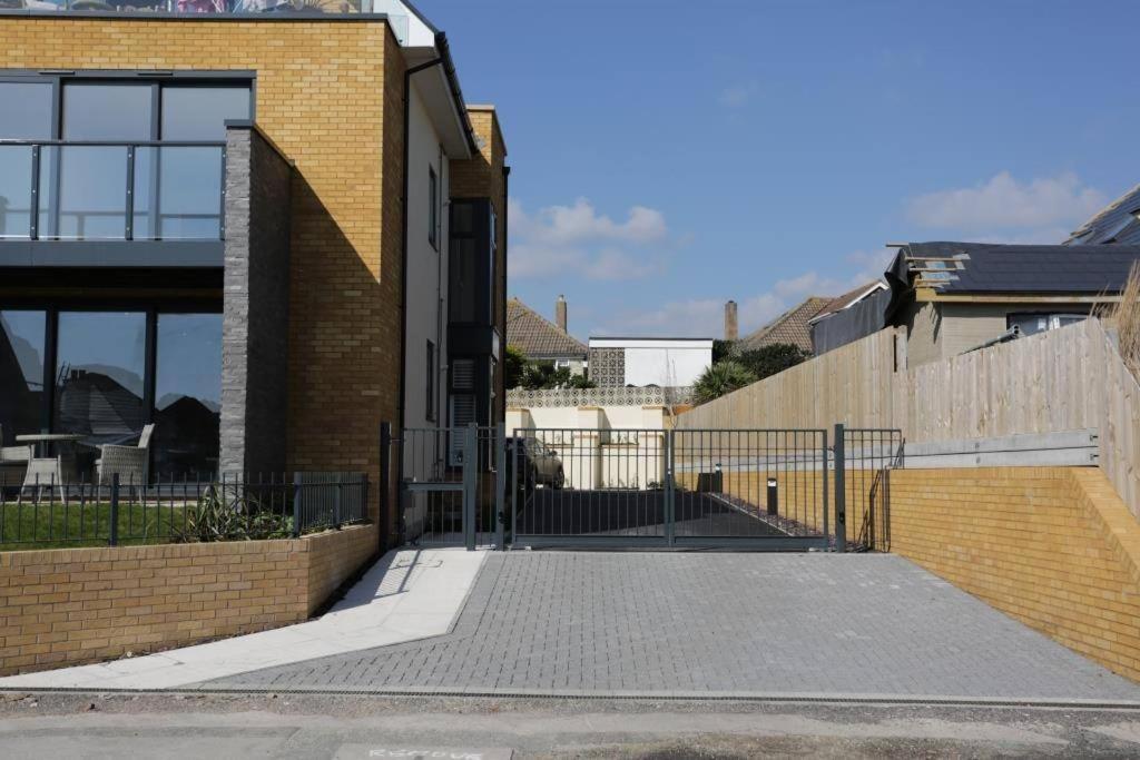 Apartment Bournecoast: Modern 2 Bed Flat With Patio - Fm8413 Bournemouth