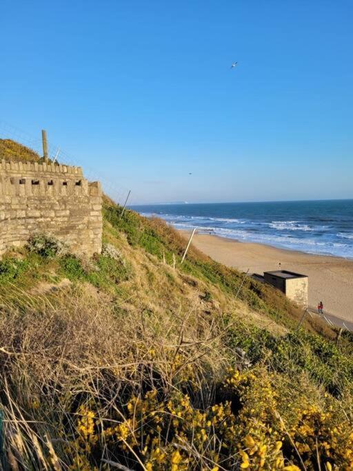 Bournecoast: Modern 2 Bed Flat With Patio - Fm8413 Apartment *