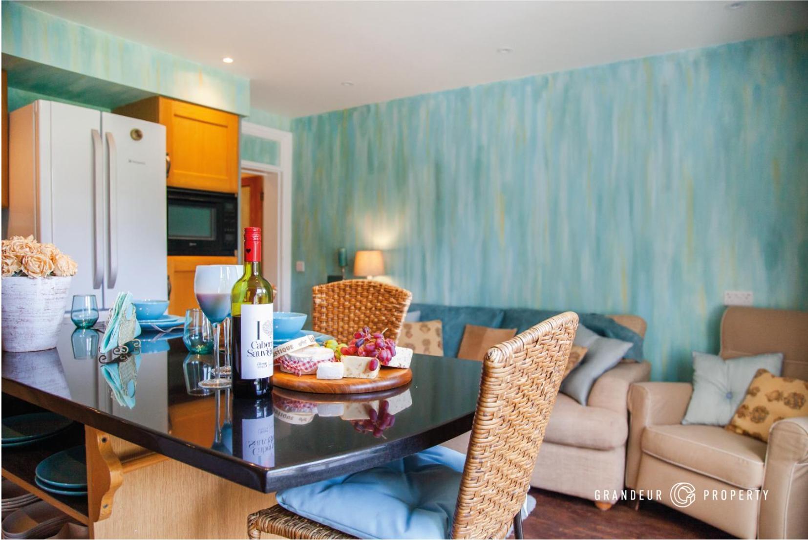The Gardenside By Grandeur Property Apartment