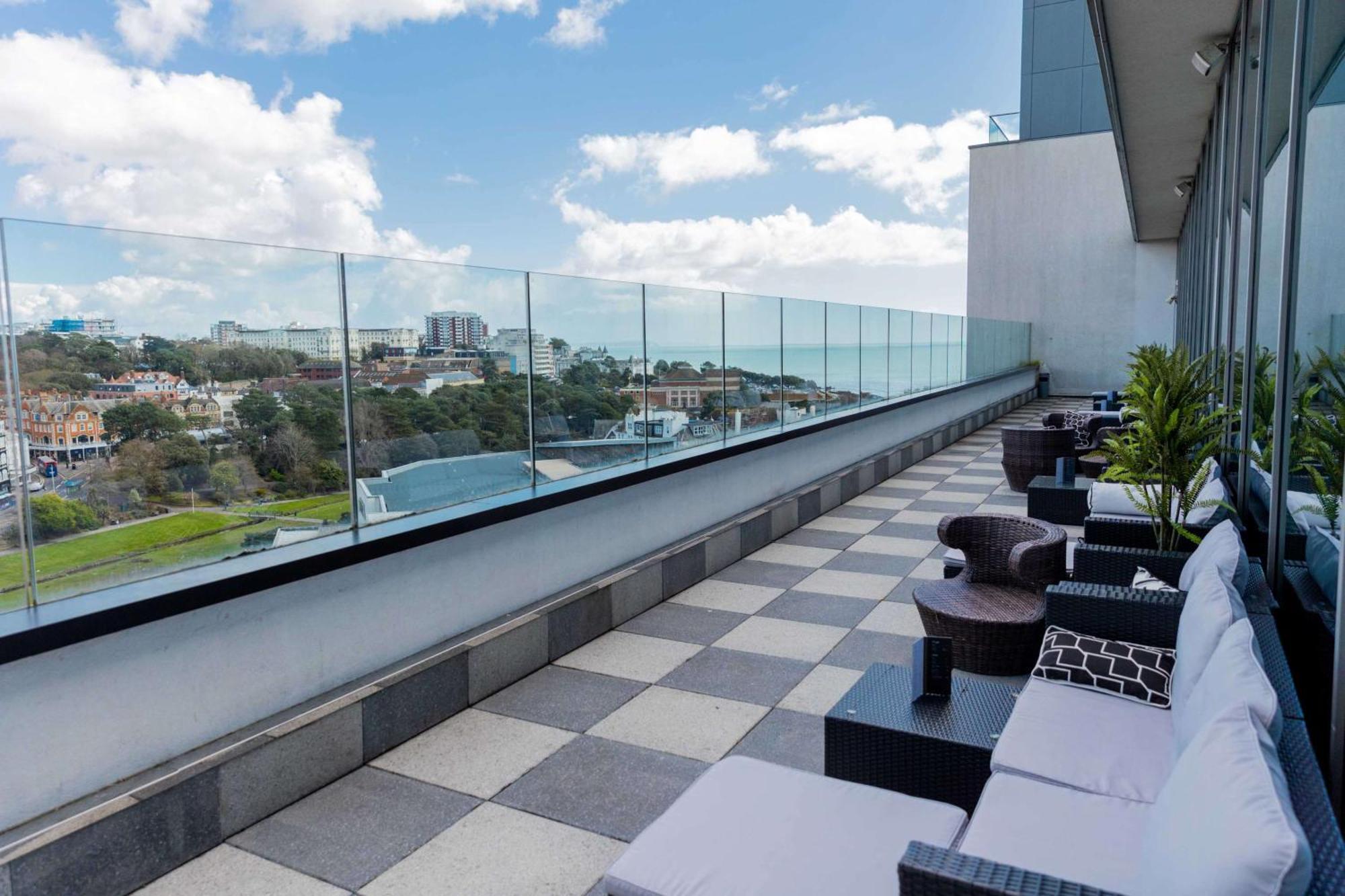 Hilton 4* Bournemouth