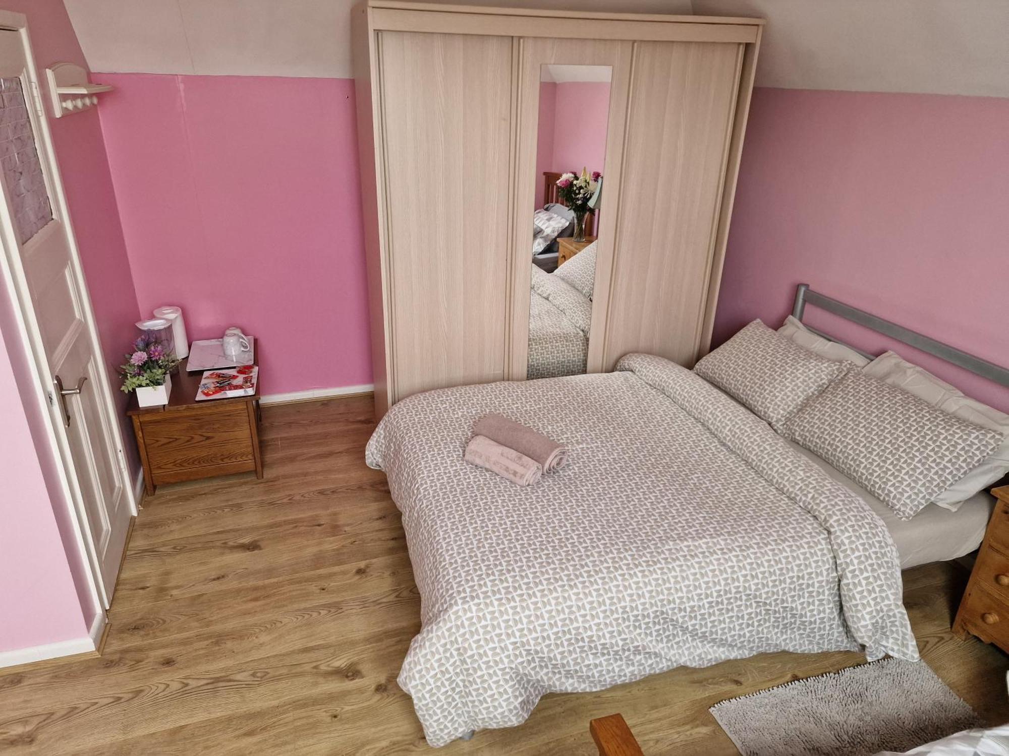 Great In A Beautiful And Cosy House Homestay *
