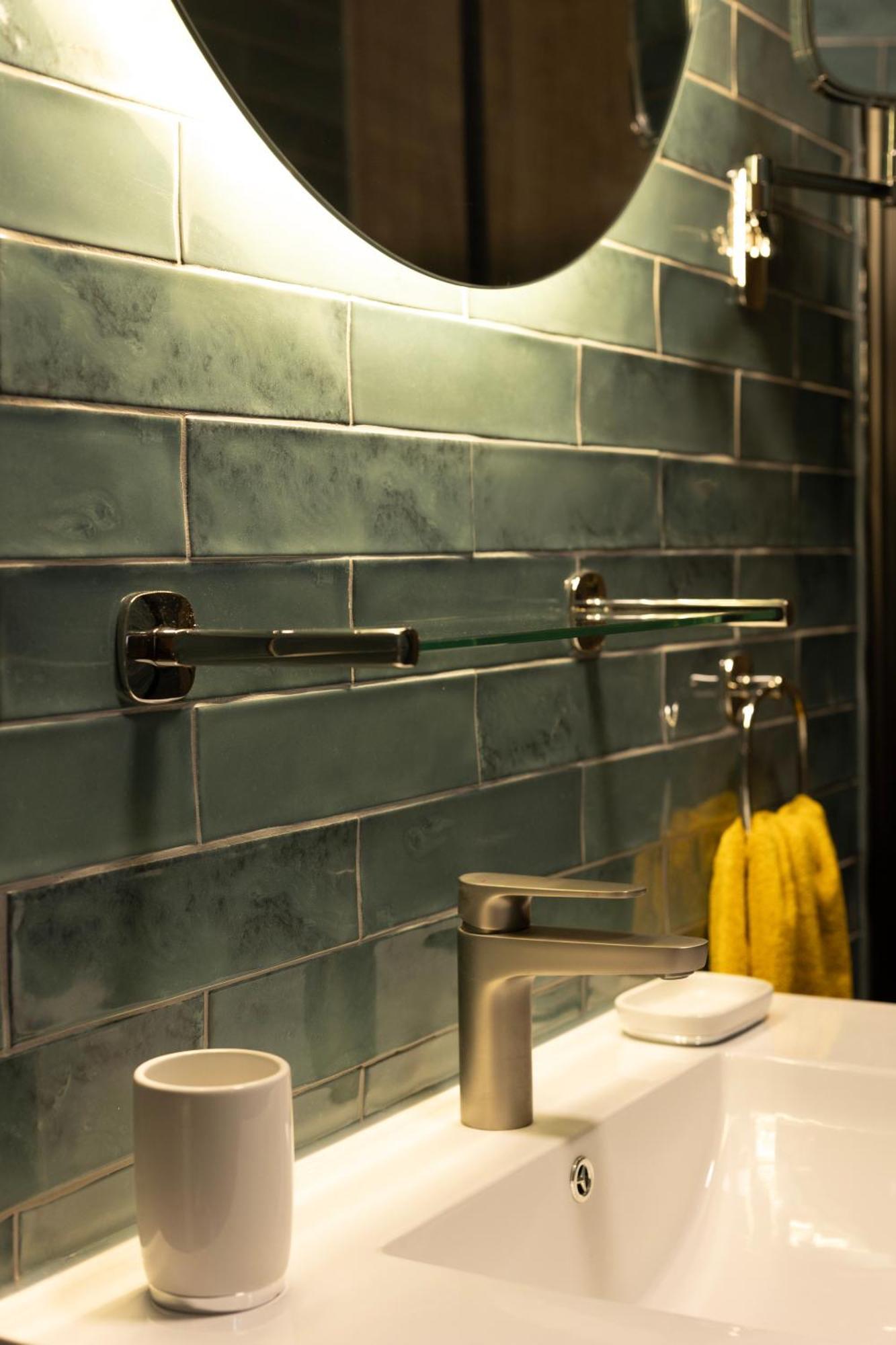Le Chic Retreat - *