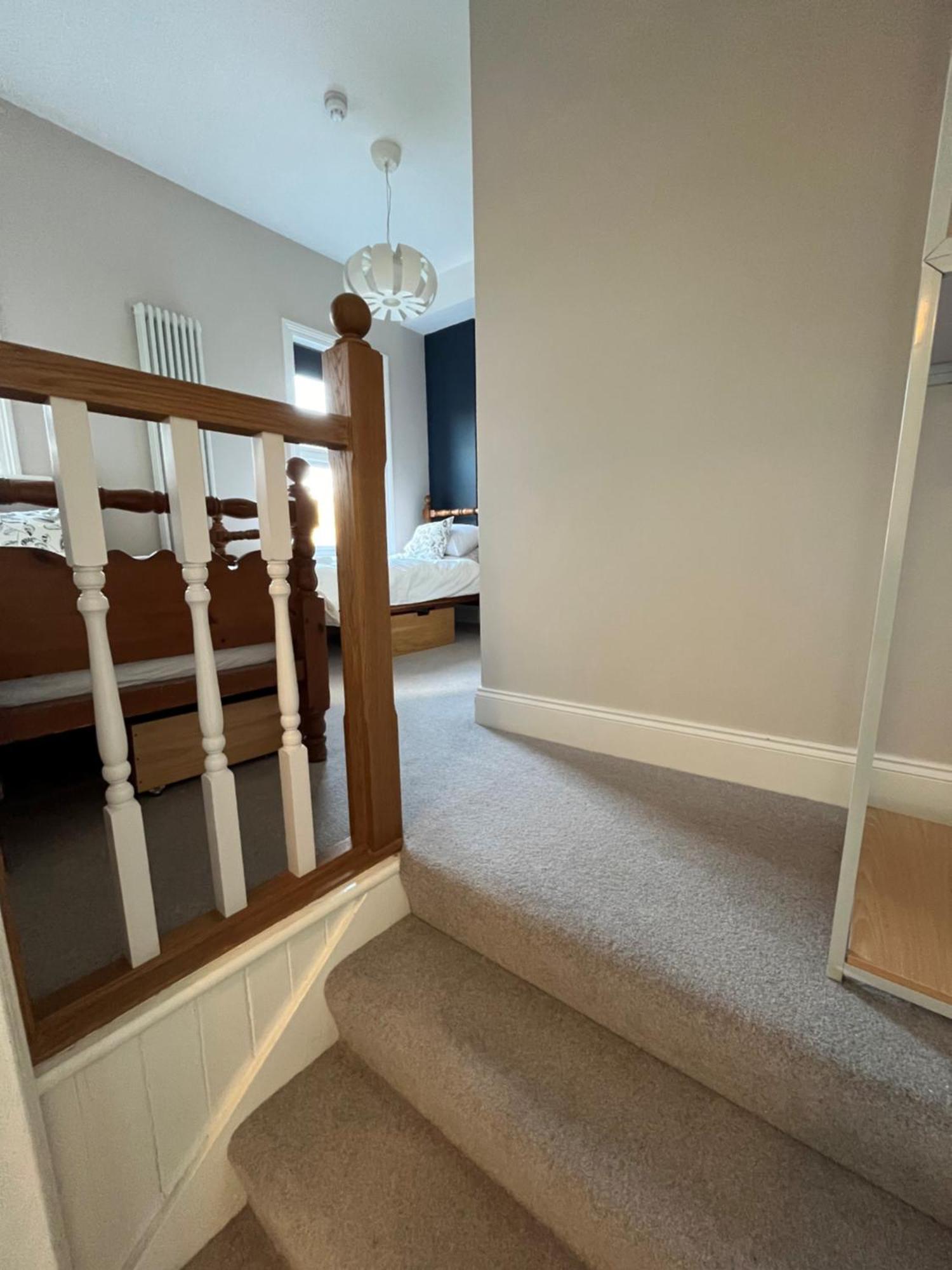 50 Bed & Breakfast 4*
