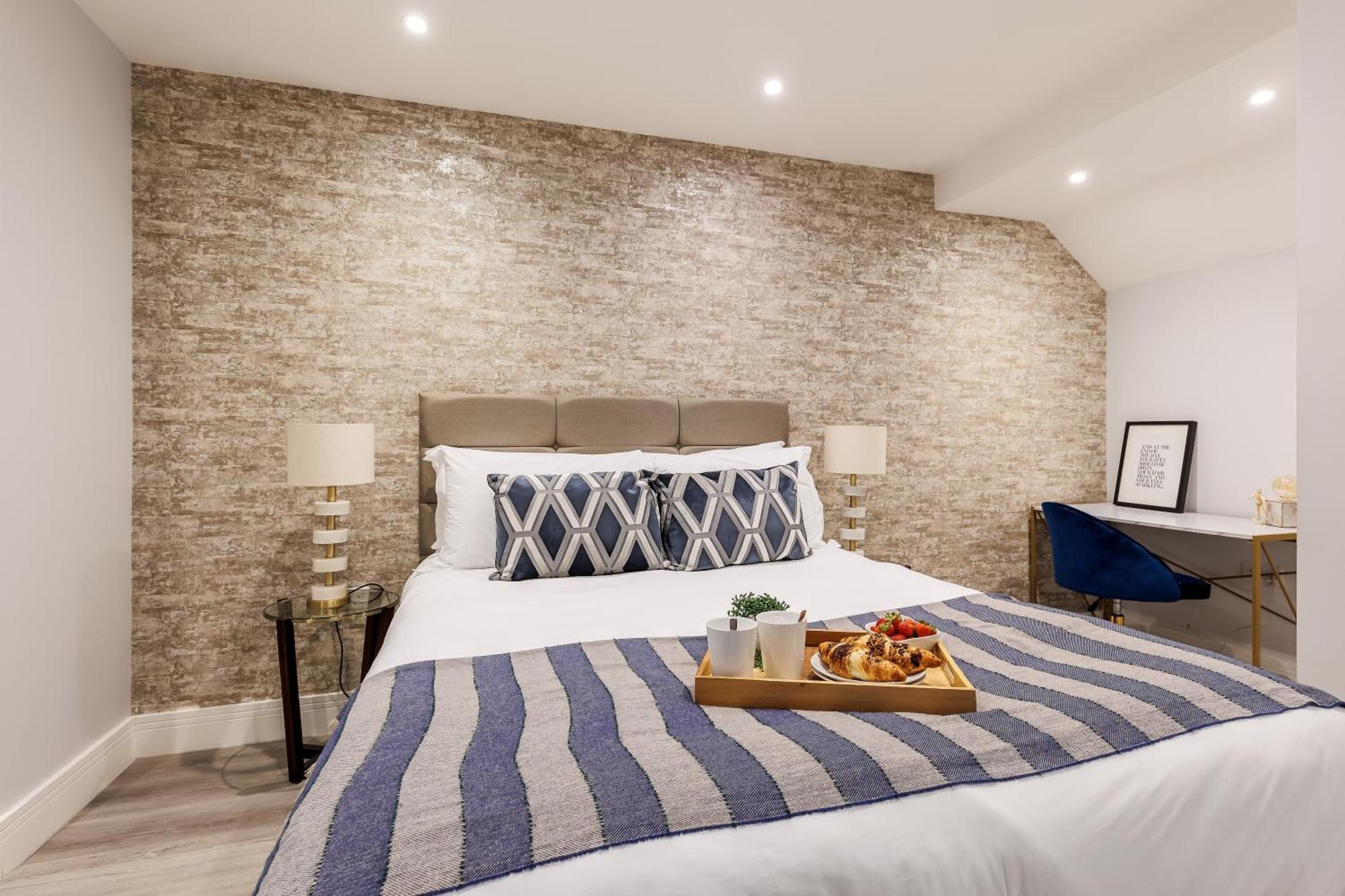 Sea Breeze - Pebbles Apartment Bournemouth