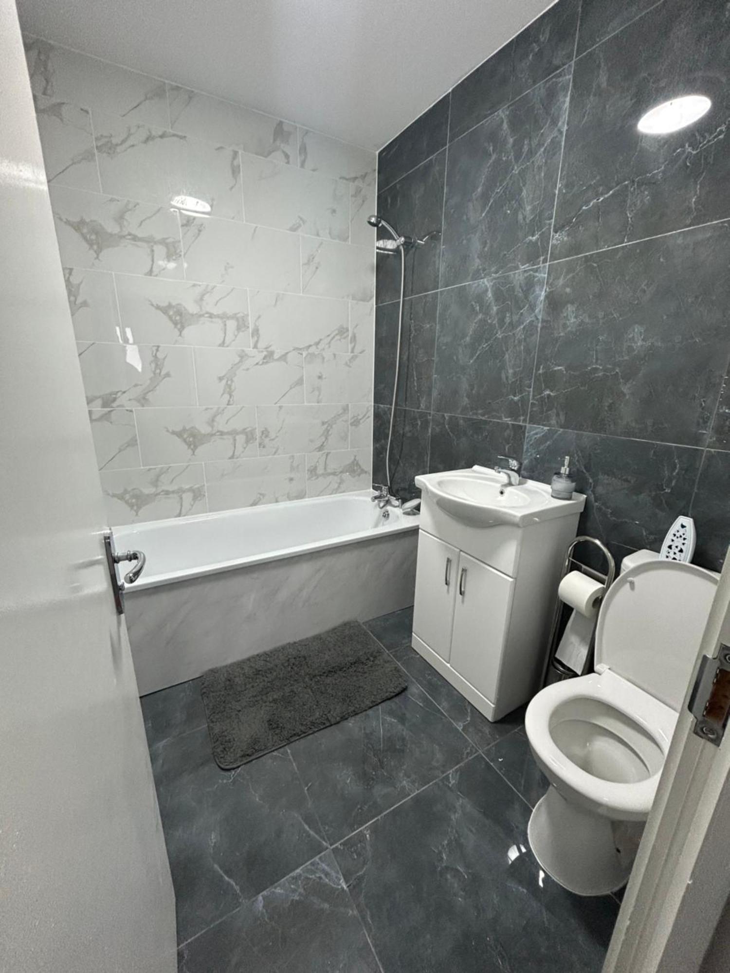A&k Apartment