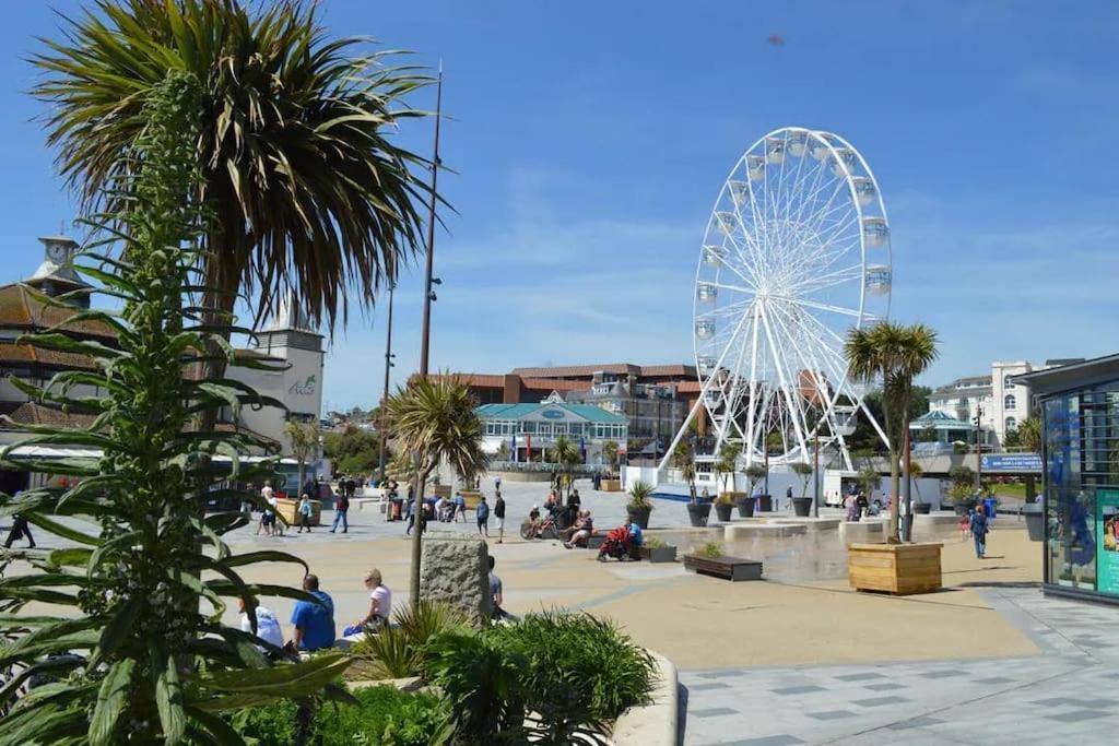 Coastal Vibes - Stunning With King Size Bed And Free Parking - Central Location And Close To Beach * Bournemouth