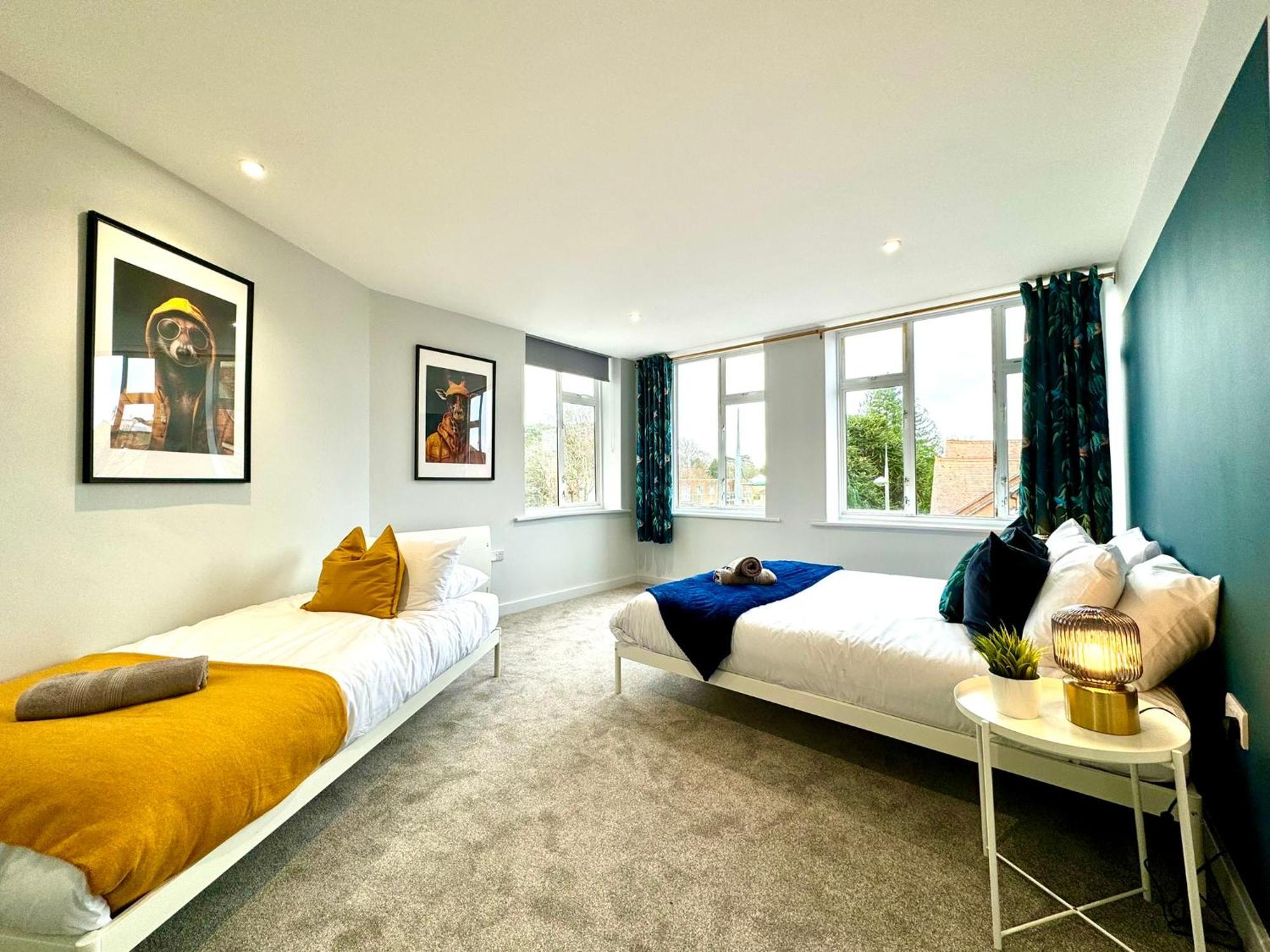 Amazing Large 3 Bedroom - Sleeps 8! Apartment Bournemouth