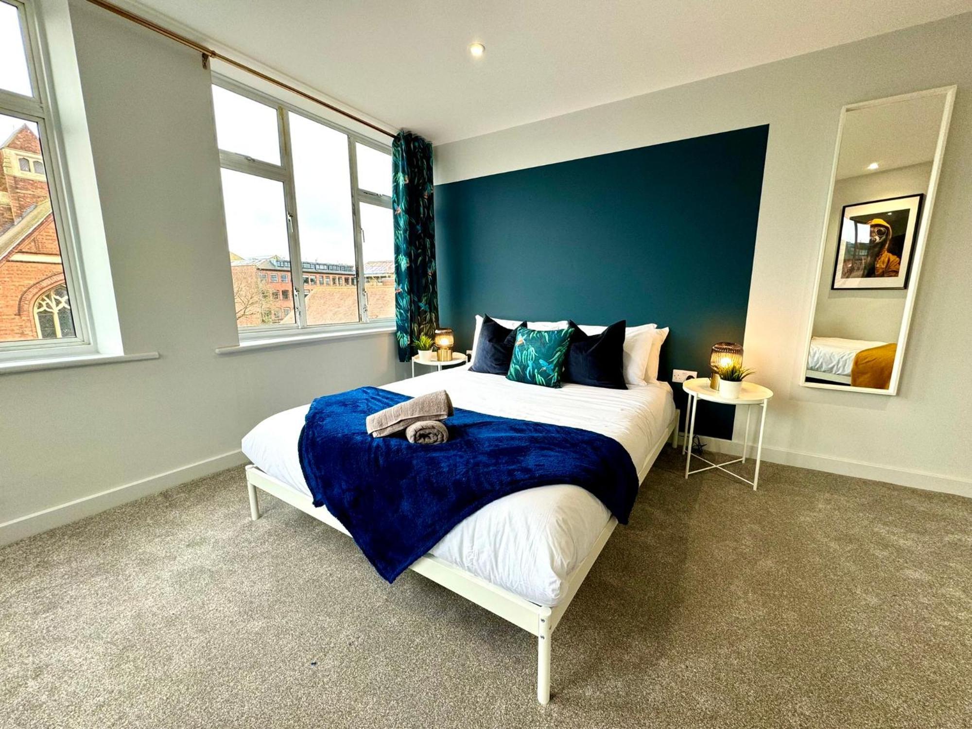 Apartment Amazing Large 3 Bedroom - Sleeps 8! *