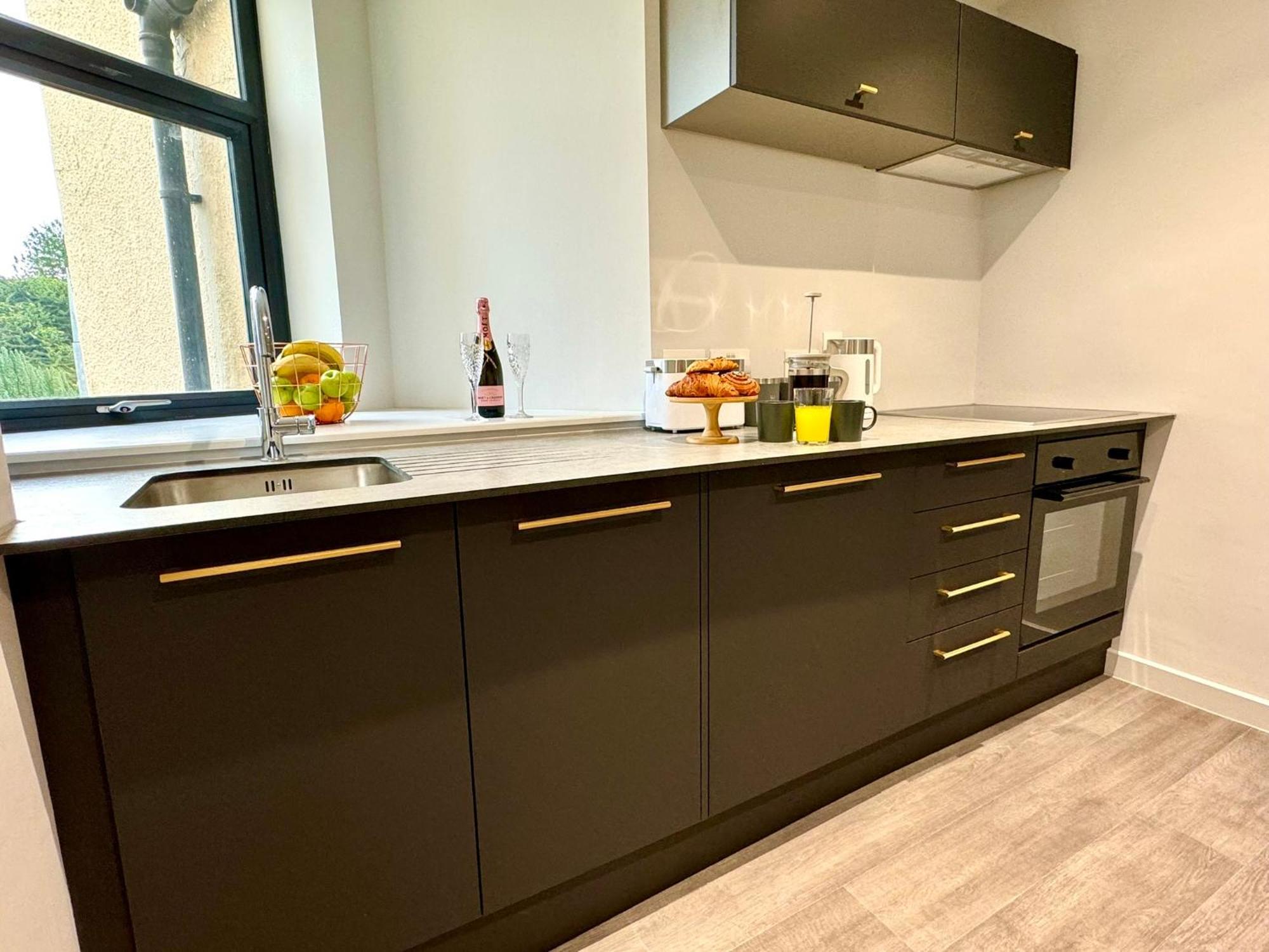 Amazing Large 3 Bedroom - Sleeps 8! Apartment Bournemouth