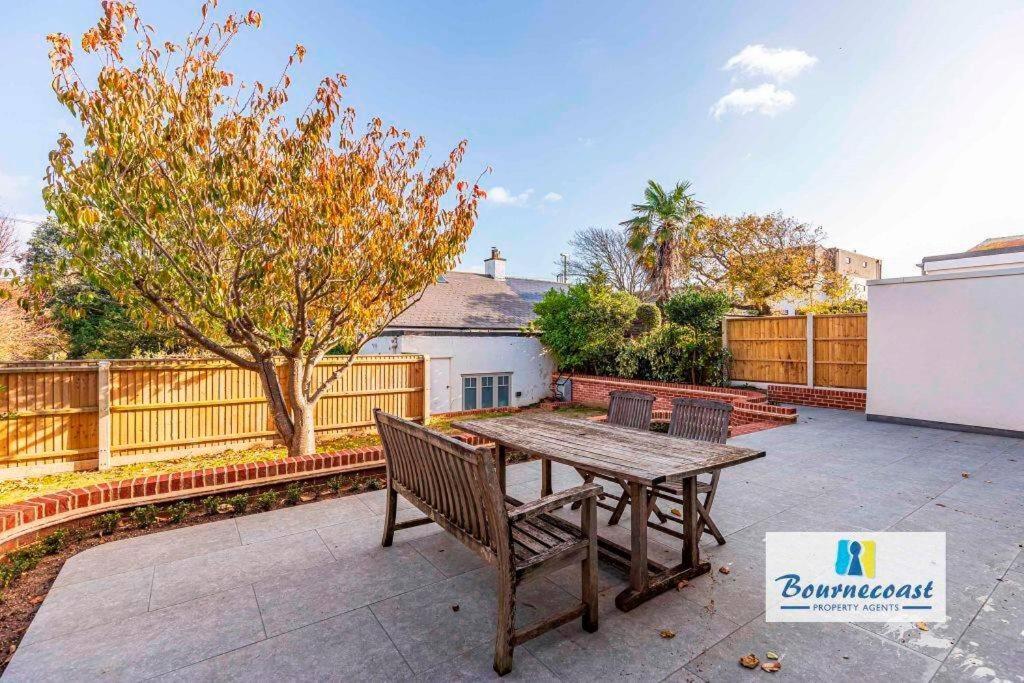Bournecoast:large Minutes From Beach- Hb6228 * Bournemouth