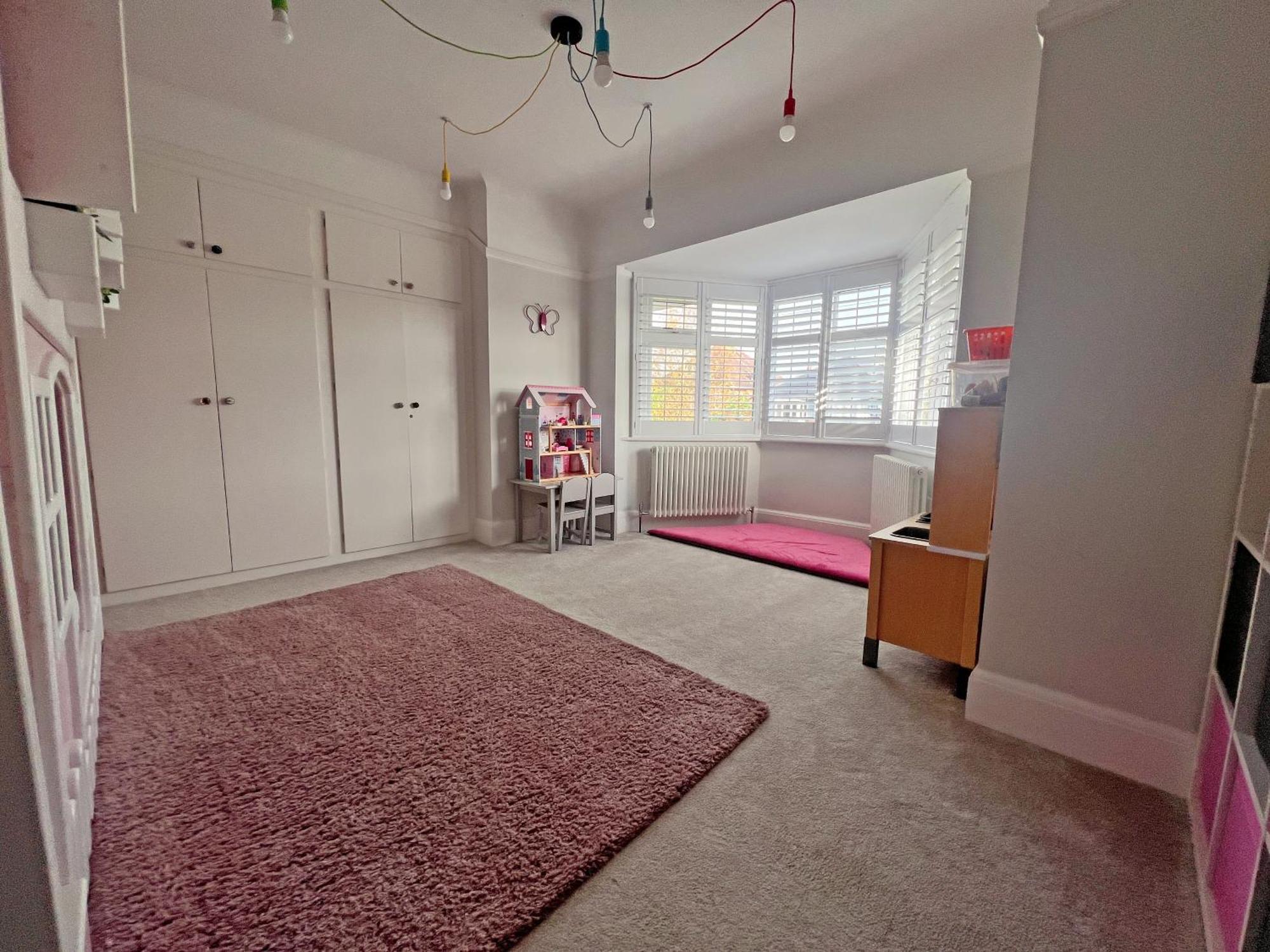 Holiday home Four Bedroom Family Abode With Hot Tub, Garden And Bbq *